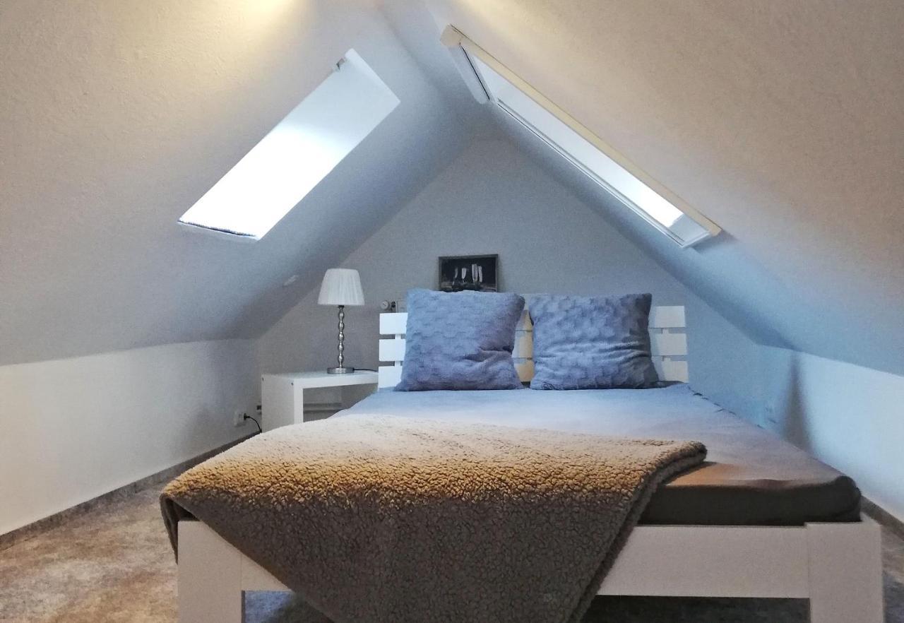 Ferienwohnung Im Forsthaus Am See Schwarz Exterior foto